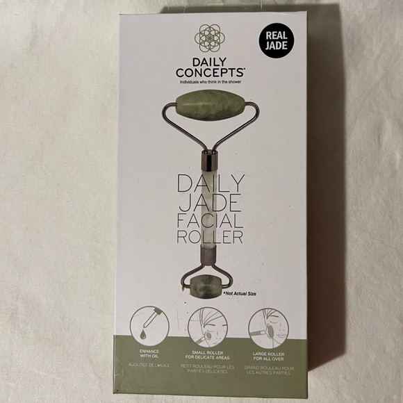 🌟NIB🌟 DAILY CONCEPTS Daily Jade Facial Roller - Picture 2 of 11